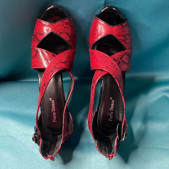 Red and black print stiletto - Picture 6 of 6